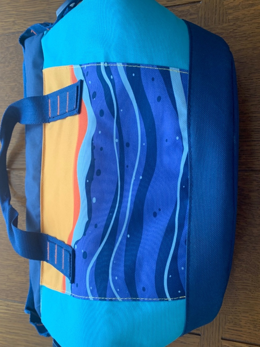 Royal Caribbean insulated cooler bag - Picture 3 of 6